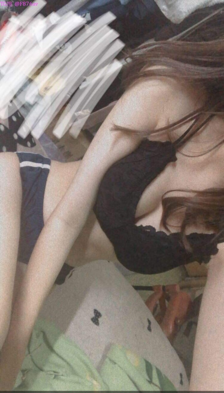 Gã chồng thử lòng để Cô vợ một mình đồng nghiệp trong 3 giờ và cái kết
