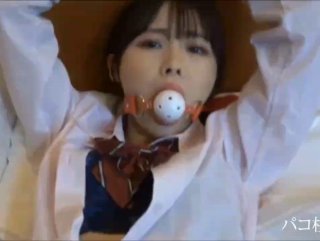 Trên chuyến xe đi tokyo, tôi bị cám dỗ bởi người phụ nữ đã có ông chồng cạnh bên